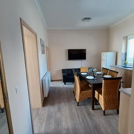 Savaria Apartman *